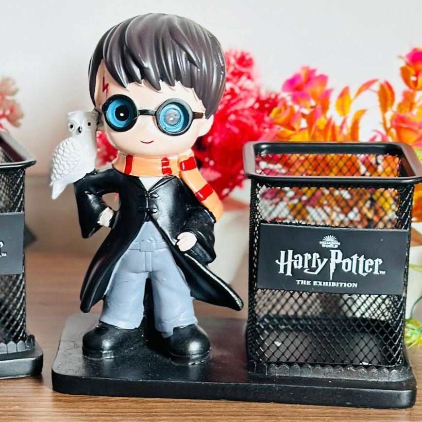 Character Pen Stand